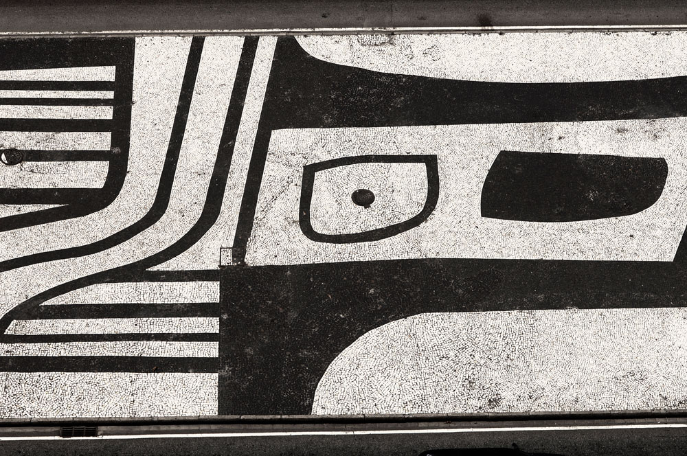 “Pedras Portuguesas” no caminho do Fashion Rio