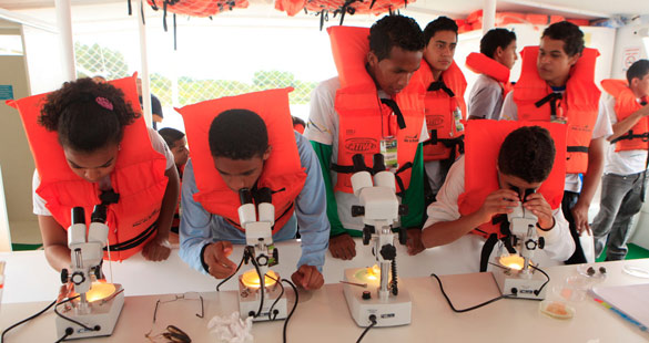 Educação ambiental para crianças carentes