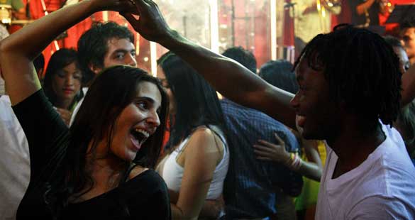 Diversão e estudo em intercâmbios culturais