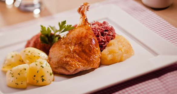 Marreco com repolho roxo