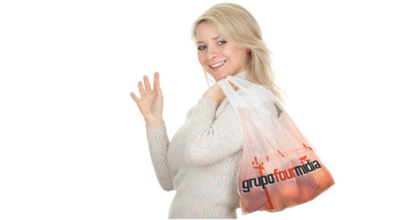 Mídia em sacolas biodegradáveis