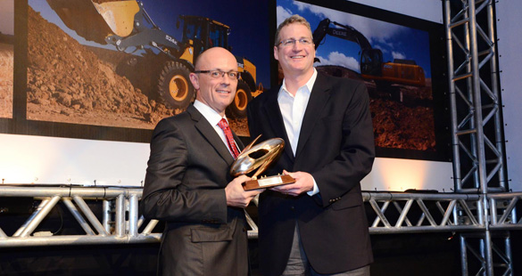 John Deere premia filtros MANN+HUMMEL