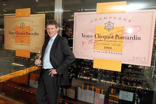 O competente e simpático Dominique Demerville, chef des caves da Maison Veuve Clicquot em Reims