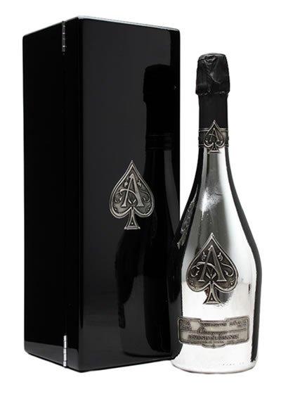 A elegante Armand de Brignac Ace of Spades Blanc de Blancs