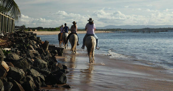 Cavalgue em meio às belezas de Maraú