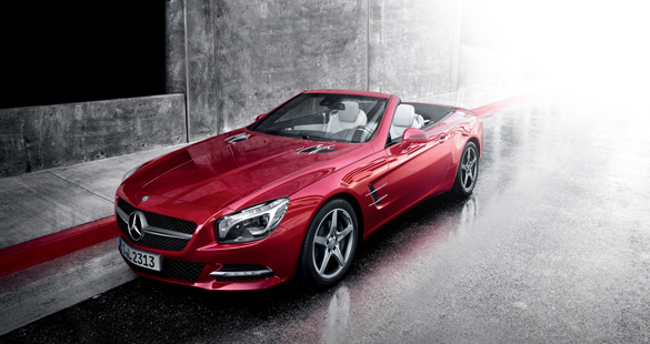 Mercedes-Benz SL 400 chega ao Brasil