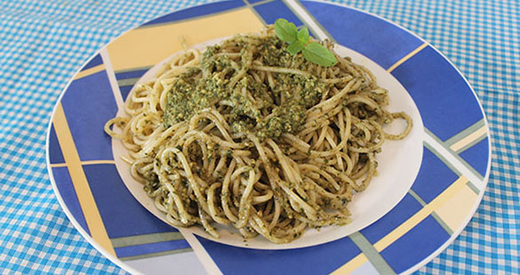 Espaguete ao Pesto Genovês
