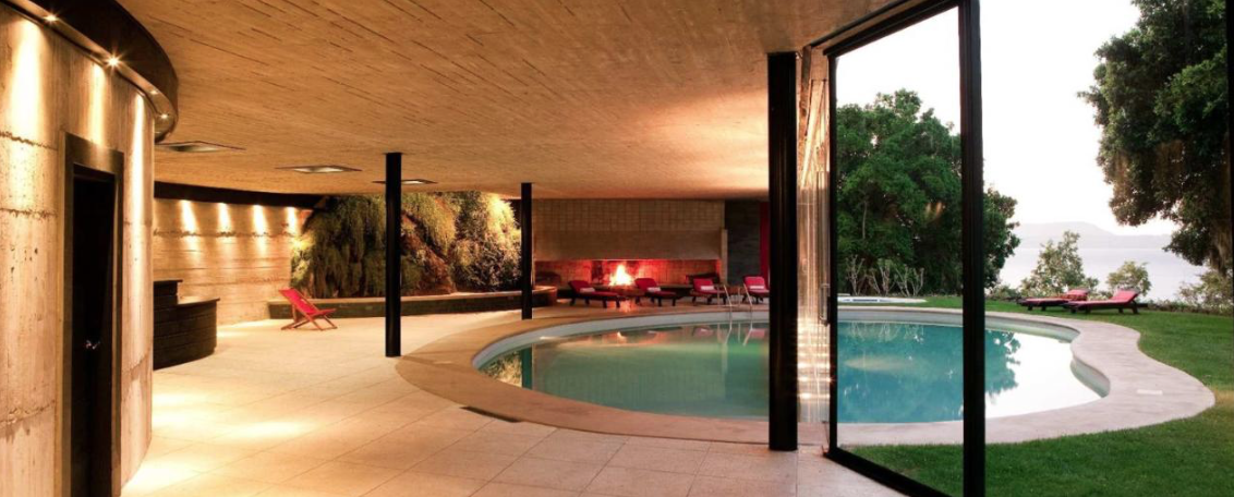 Hotel Antumalal oferece caminhadas e trekking pela região de Pucón, no Chile