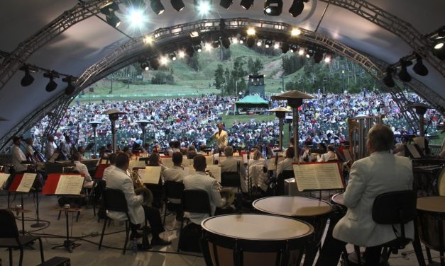 Série de shows, festival de artes e parada de 4 Julho agitam Park City no verão