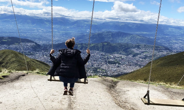 Jogando Golfe entre Vulcões | Equador