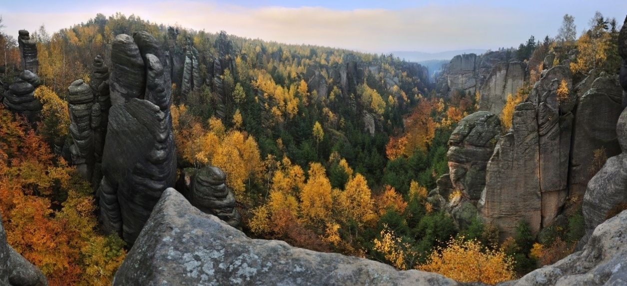 Visite a República Tcheca seguindo todos os protocolos de abertura internacional de fronteiras