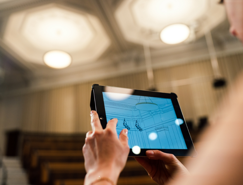 A Era do Paradoxo: Como Equilibrar Tecnologia Avançada e Busca por Humanidade